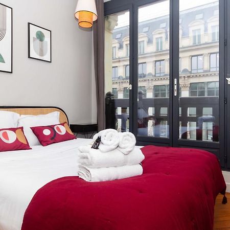 Apartment Center Of Paris By Studio Prestige Exterior photo